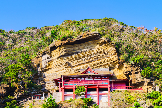 崖の観音で知られる大福寺